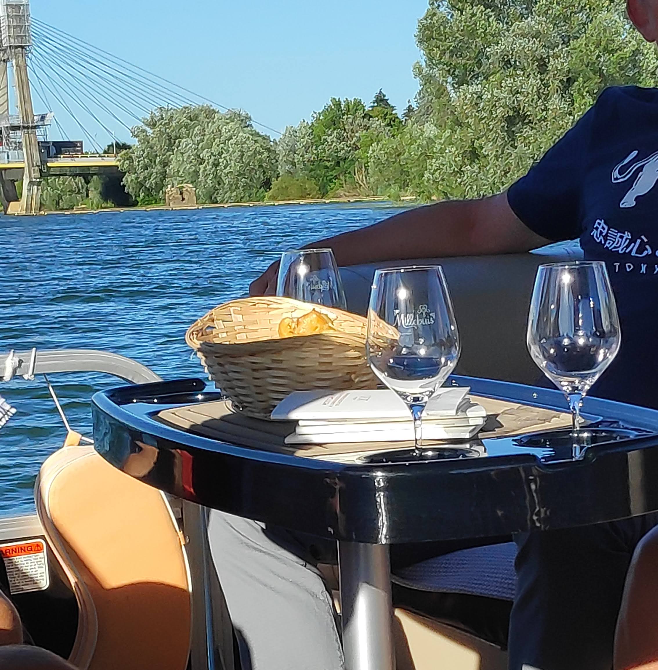 APERITIFS FLOTTANTS (1)